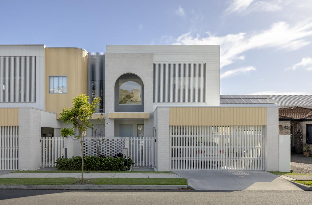 9B CHAFFEY ST, TUGUN, QLD 4224