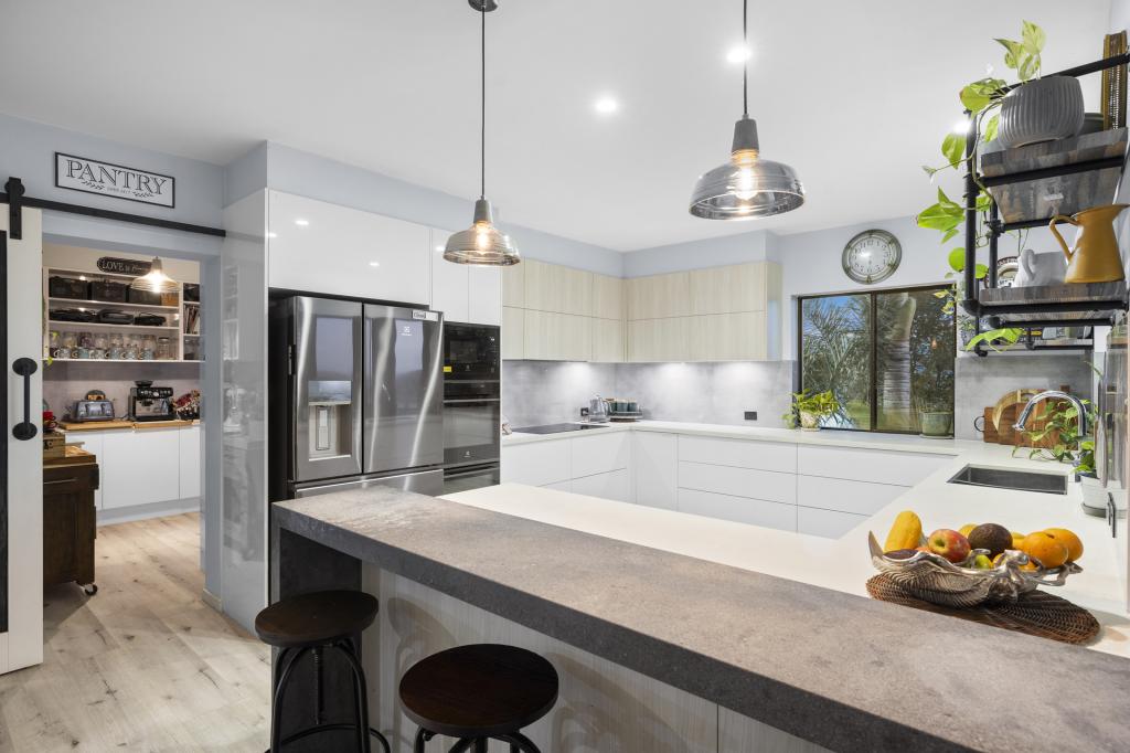 9 Wilohurst Dr, Redland Bay, QLD 4165