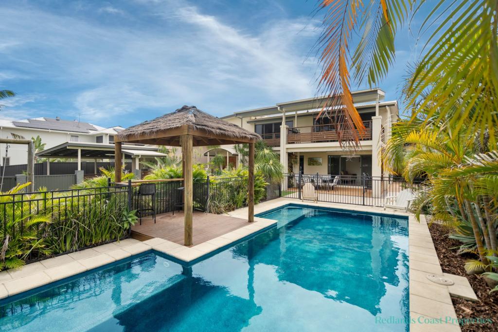 4 Newcomb Ct, Redland Bay, QLD 4165