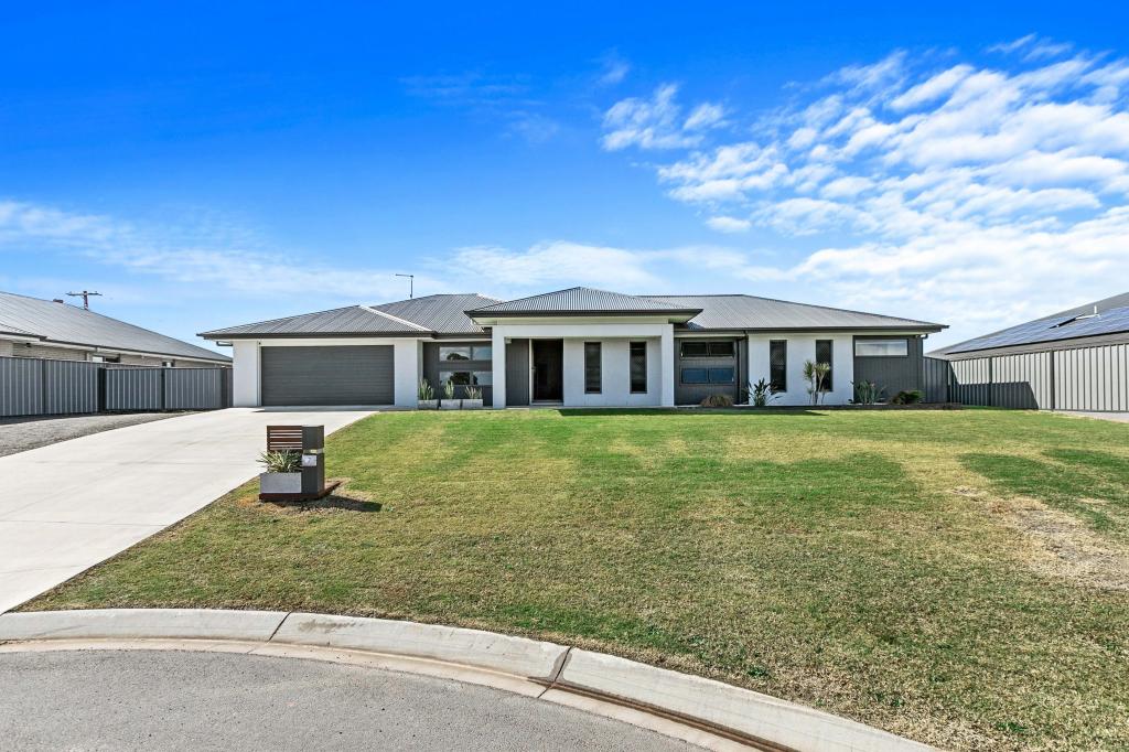 7 Catalina Ct, Booral, QLD 4655