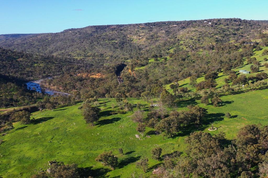 839 Campersic Rd, Brigadoon, WA 6069