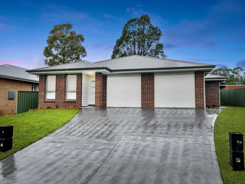 6 Adele Cl, Nowra, NSW 2541