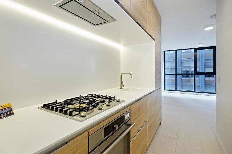 804/12 QUEENS RD, MELBOURNE, VIC 3004