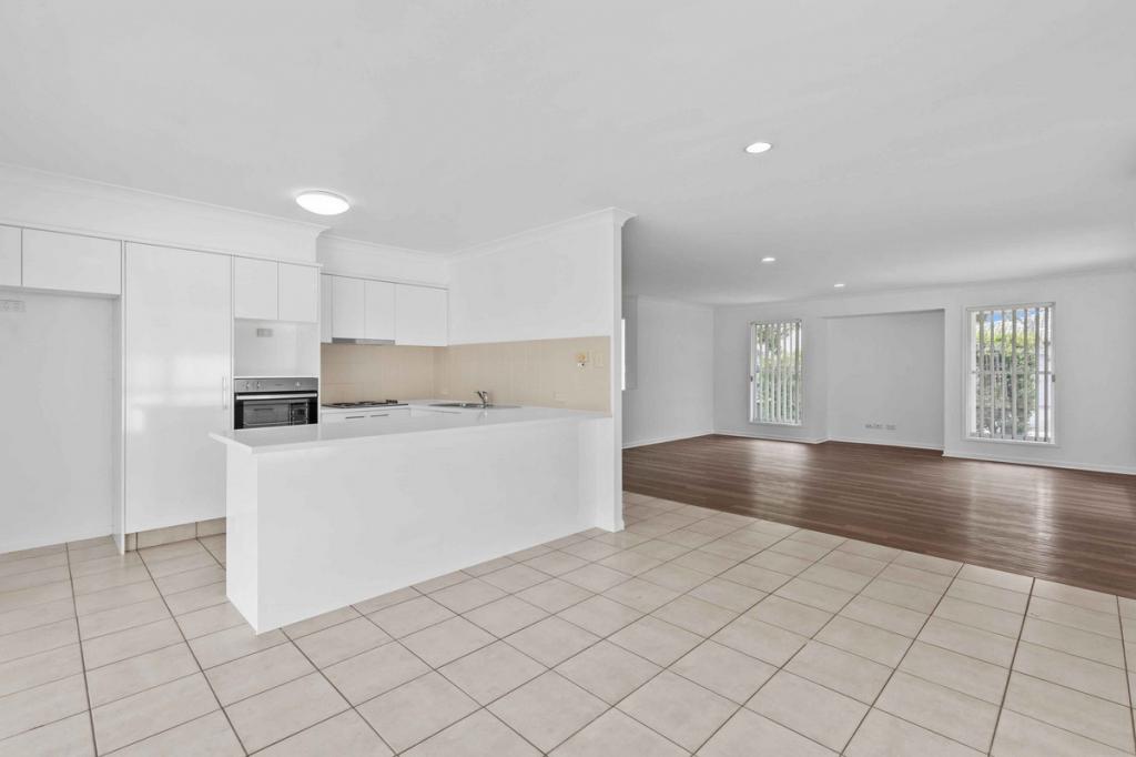 48 Seville Cct, Burleigh Waters, QLD 4220
