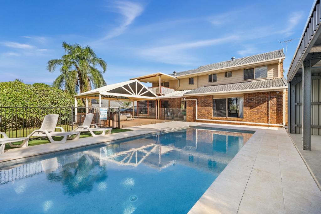 11 Hawk Pde, Thornlands, QLD 4164