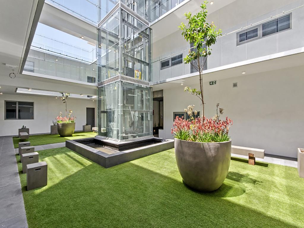 9/17 Halstead Pl, Geelong West, VIC 3218