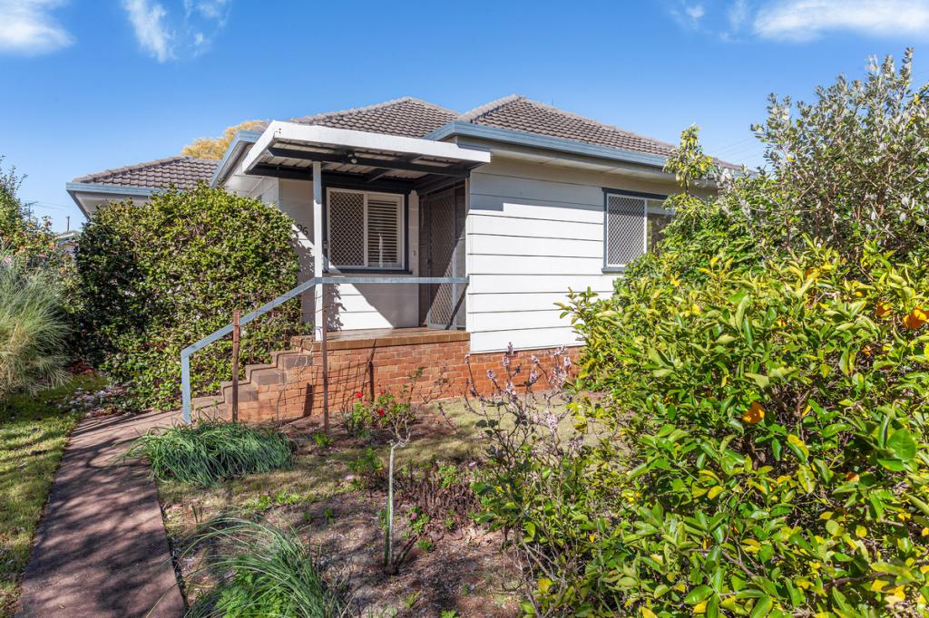 96 Curzon St, East Toowoomba, QLD 4350