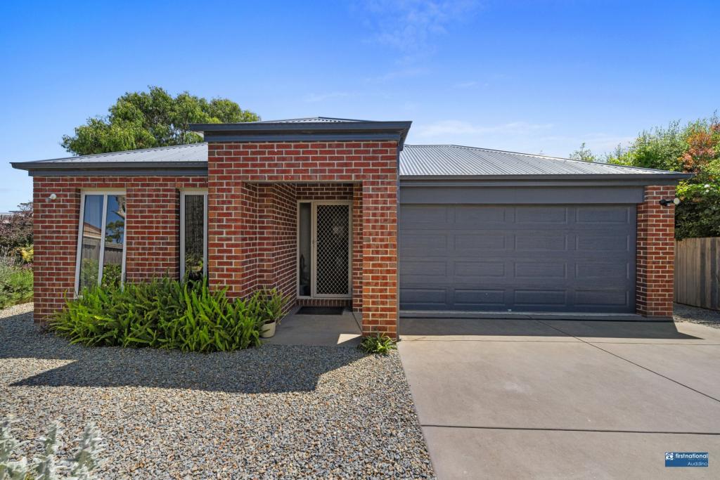 19 Moorings Pl, Corinella, VIC 3984