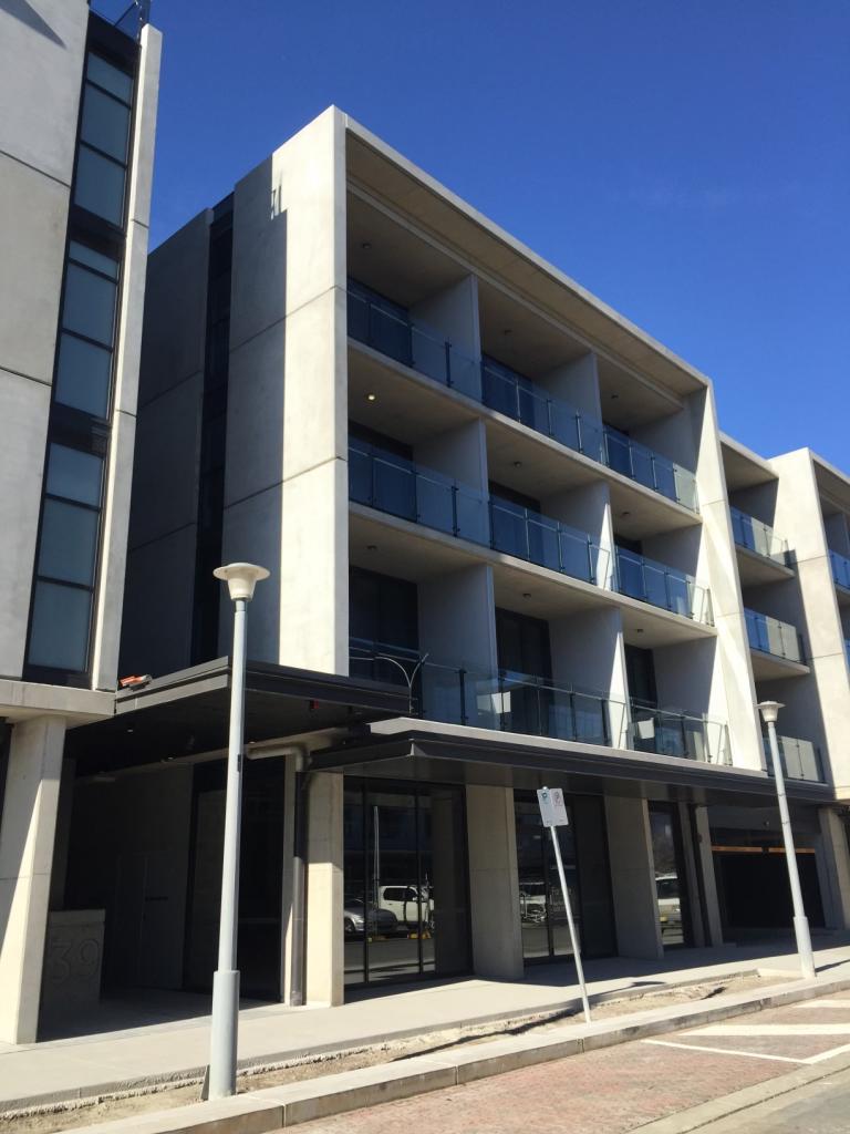 34/39 EASTLAKE PDE, KINGSTON, ACT 2604