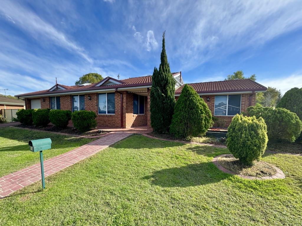 16 Timbara Cres, Blue Haven, NSW 2262