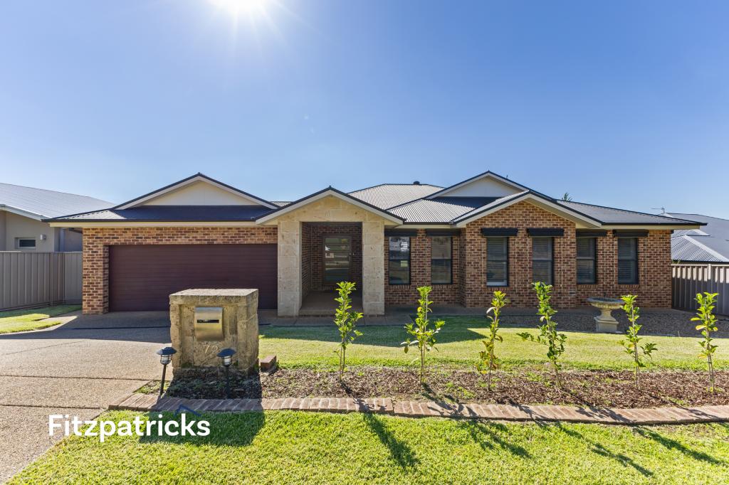 72 Atherton Cres, Tatton, NSW 2650