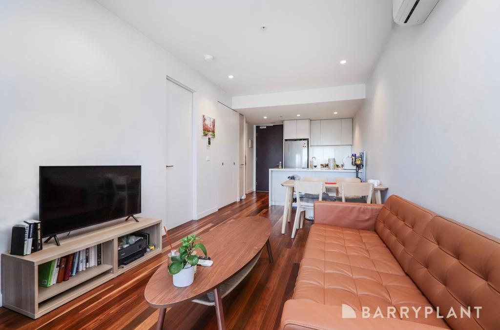 1032/18 ALBERT ST, FOOTSCRAY, VIC 3011