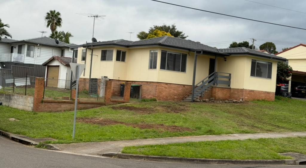 5 Dollin St, Colyton, NSW 2760