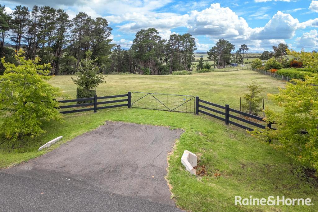 10 Misty View Ct, Gisborne, VIC 3437