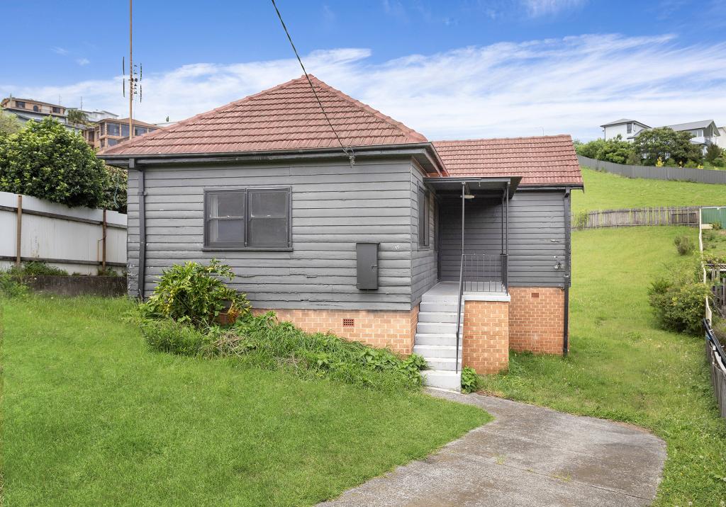32 Auburn Pde, Cringila, NSW 2502