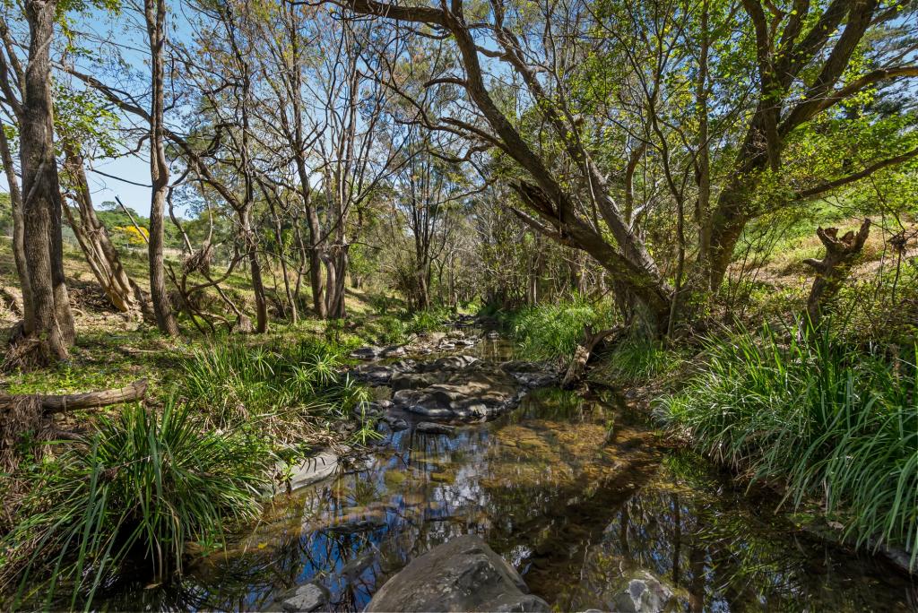 220 Upper Brookfield Rd, Upper Brookfield, QLD 4069