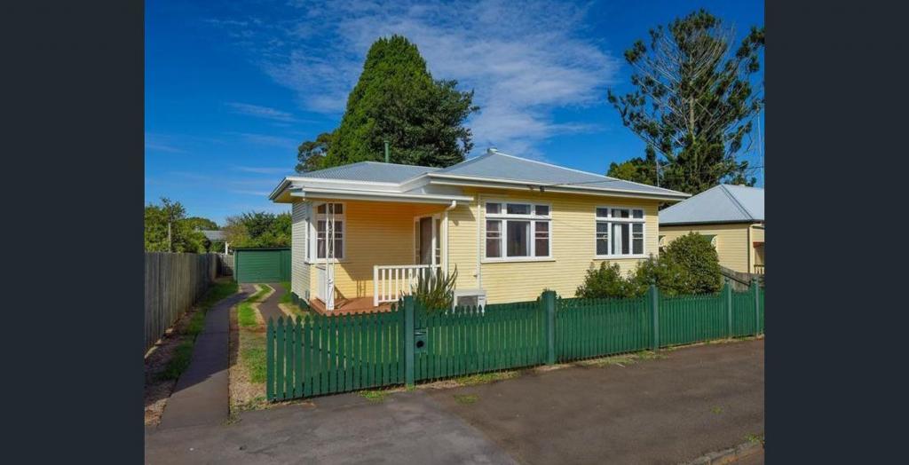 14 French St, East Toowoomba, QLD 4350