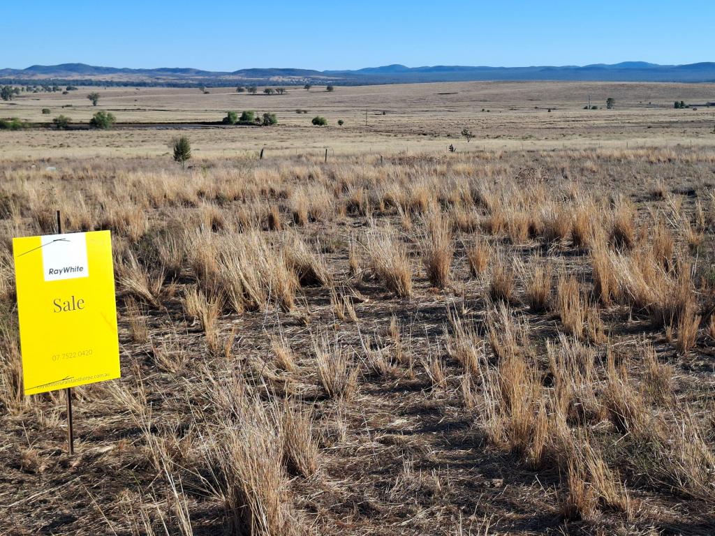 303 Raleigh Rd, Silver Spur, QLD 4385