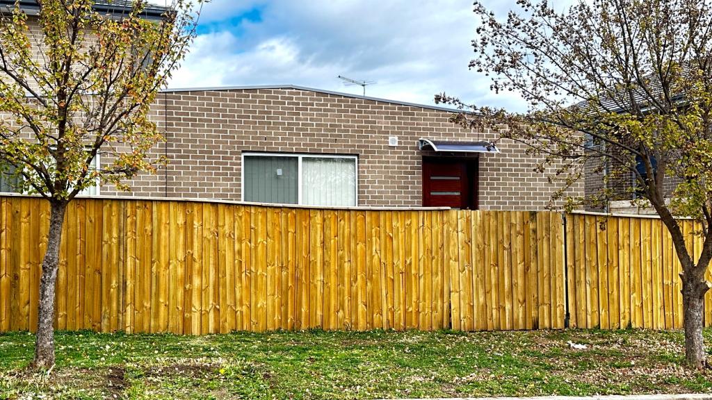 12 Torbreck St, Minto, NSW 2566