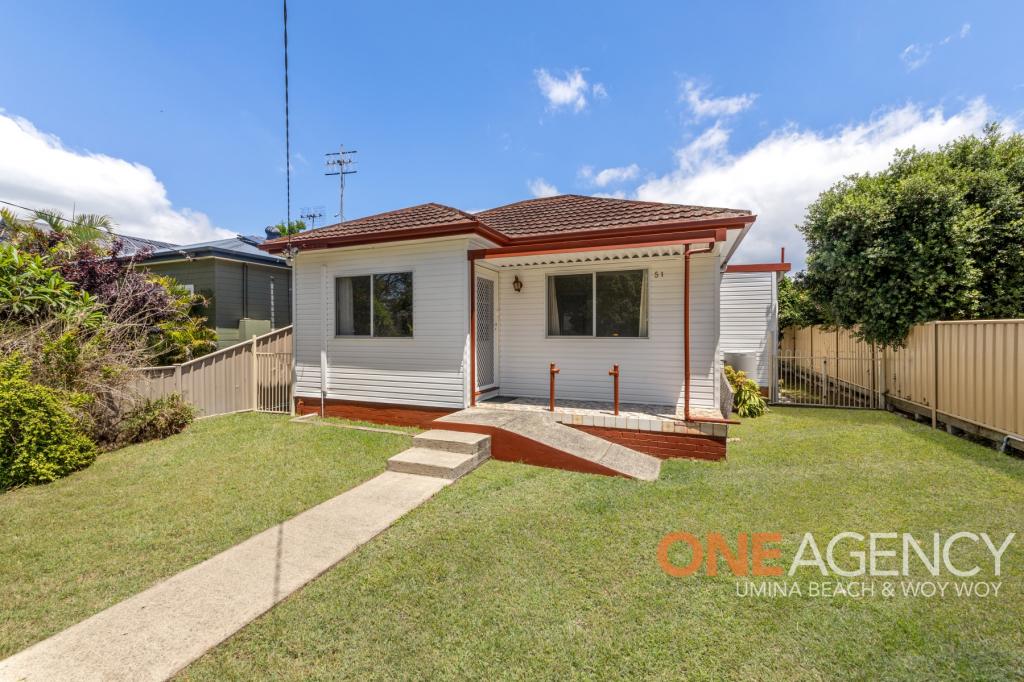 51 COLLAREEN ST, ETTALONG BEACH, NSW 2257