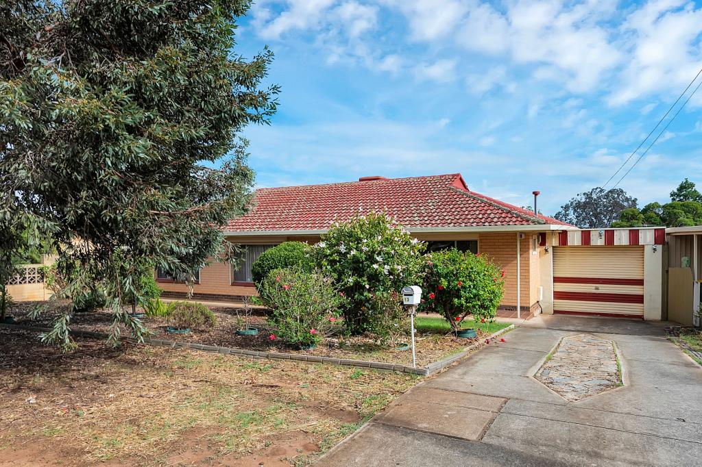 13 Ray St, Para Hills, SA 5096
