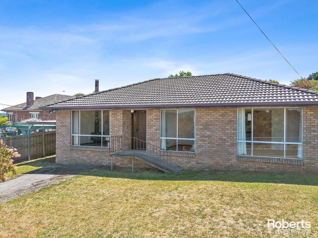 1 Cedar St, Newnham, TAS 7248