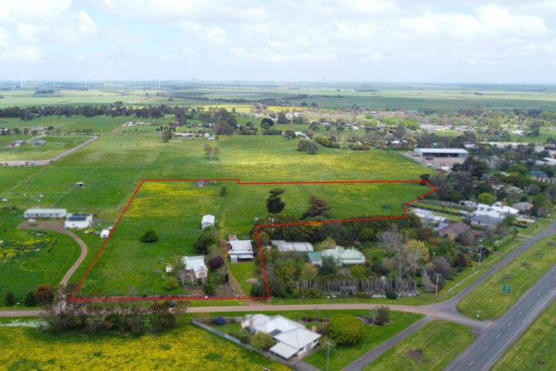 8 Robertsons Lane, Mortlake, VIC 3272