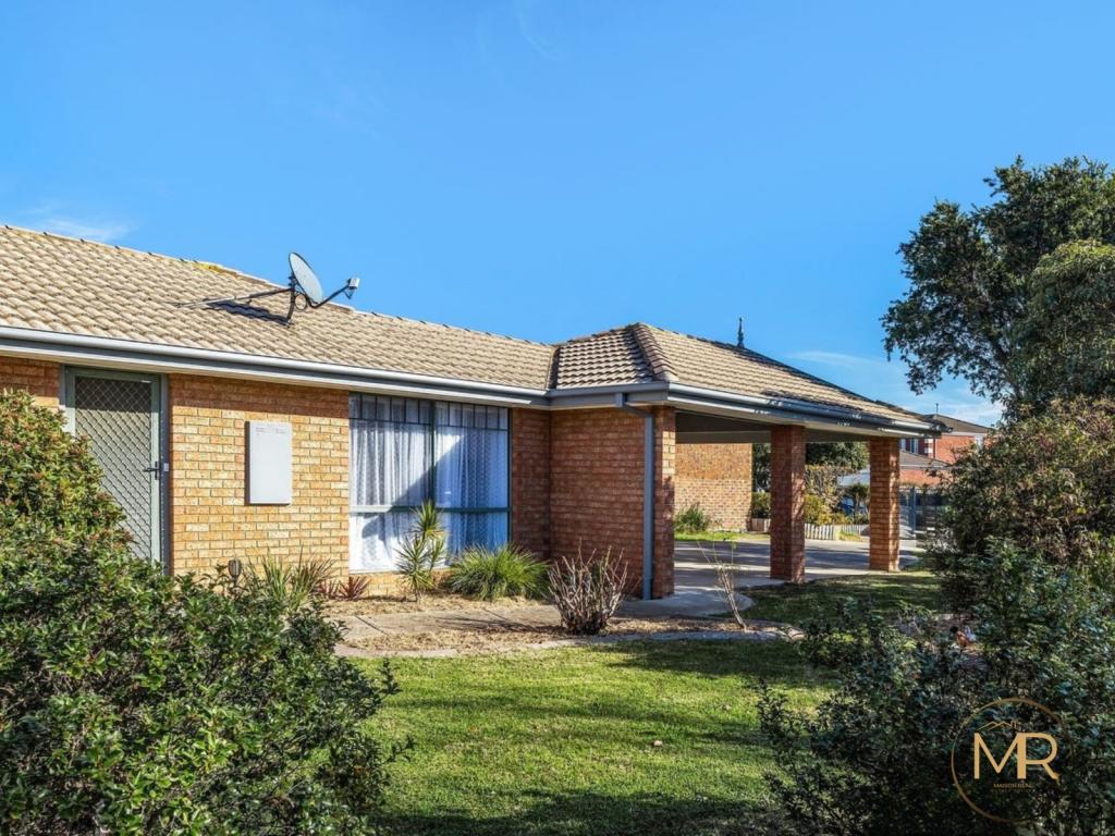 9 Rockwall Cl, Sydenham, VIC 3037
