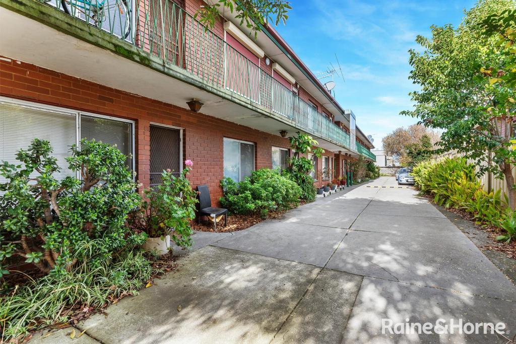 11/5 Carmichael St, West Footscray, VIC 3012