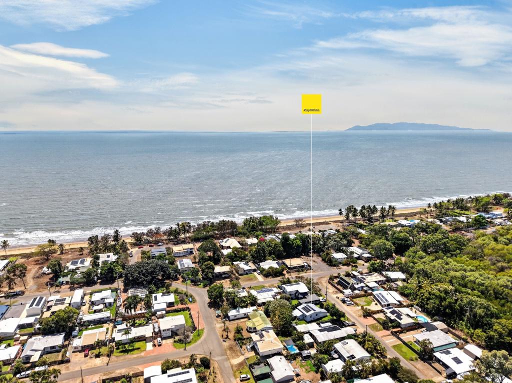 3 Island St, Saunders Beach, QLD 4818