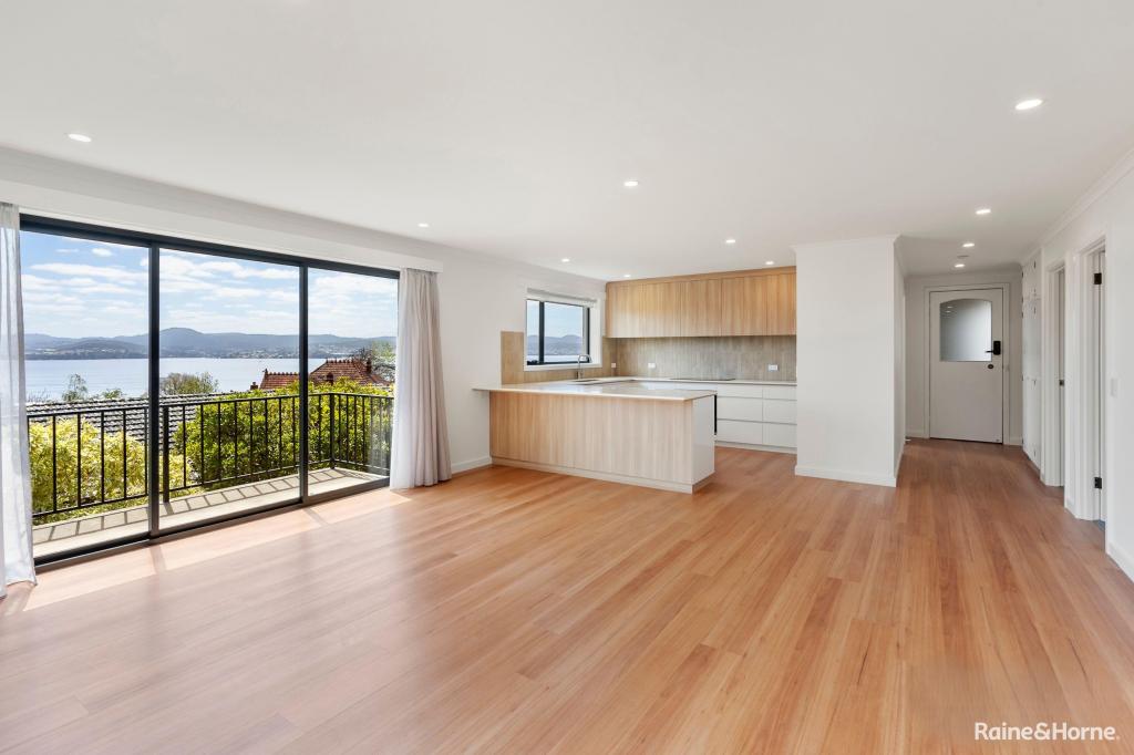 2/13 Cedar Ct, Sandy Bay, TAS 7005