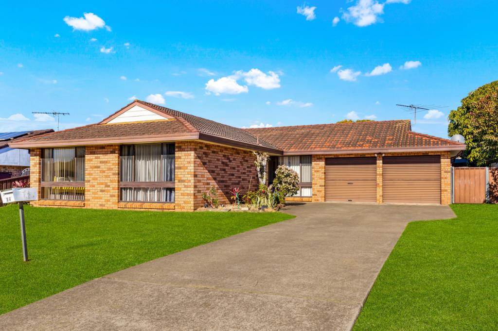 28 Fraser St, Macquarie Fields, NSW 2564