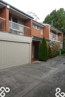 2/96 Locksley Rd, Ivanhoe, VIC 3079