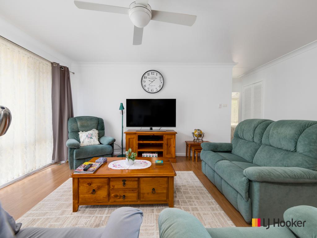 1/4 Eric Fenning Dr, Surf Beach, NSW 2536