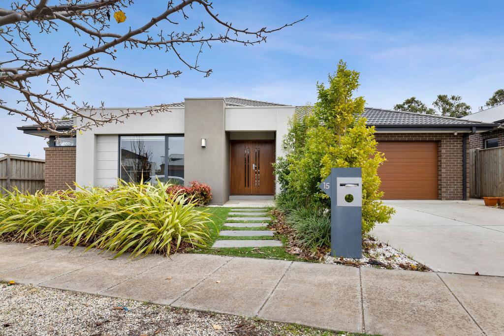 15 Capital St, Alfredton, VIC 3350