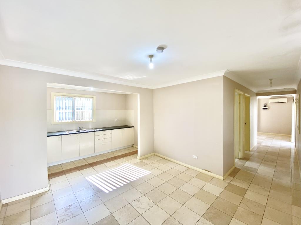 3a Malouf St, Canley Heights, NSW 2166