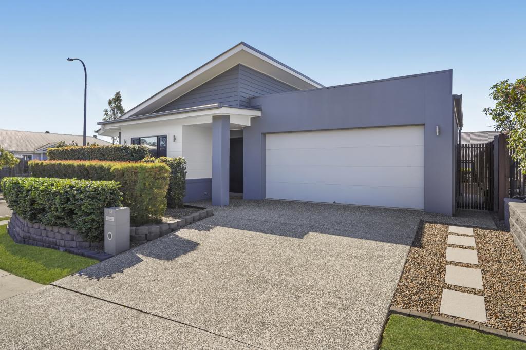 114 KESSELS BVD, GREENBANK, QLD 4124