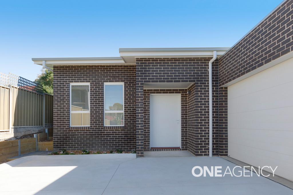 8b Burke Rd, Dapto, NSW 2530