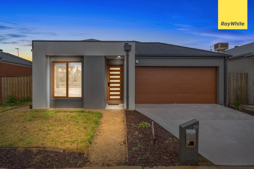 39 Selbourne St, Strathtulloh, VIC 3338