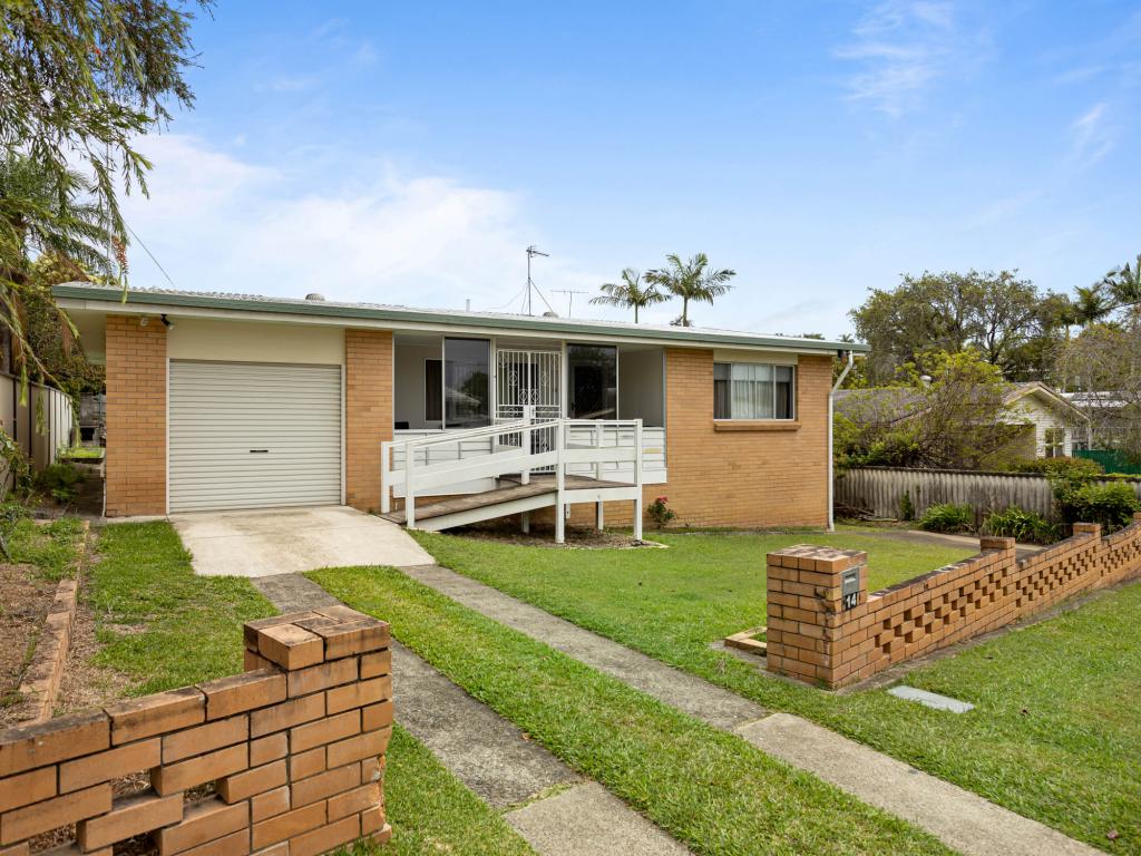 14 Shirley St, Southport, QLD 4215