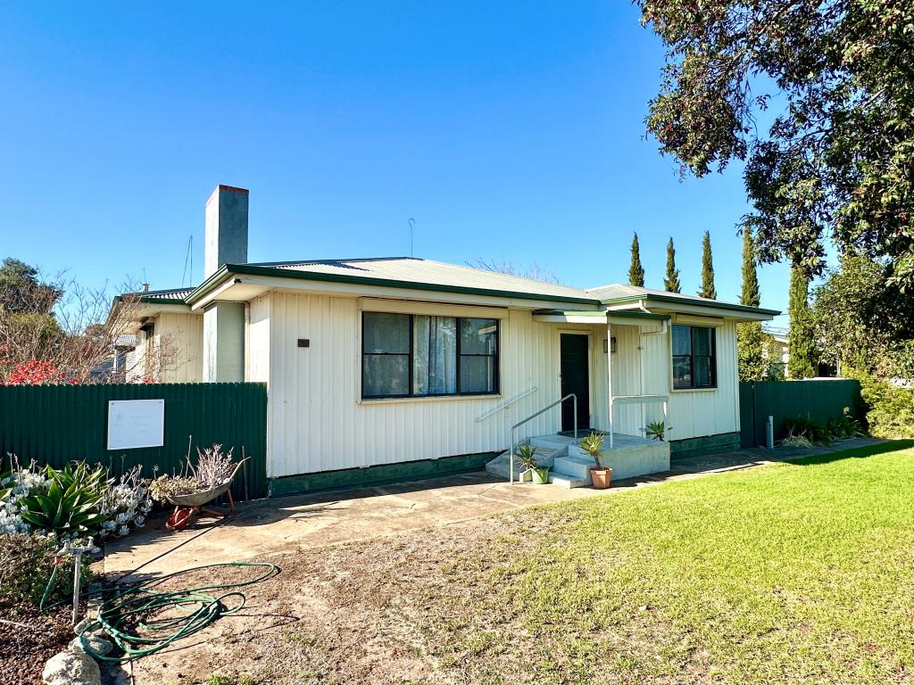 68 Ramsay Tce, Bordertown, SA 5268