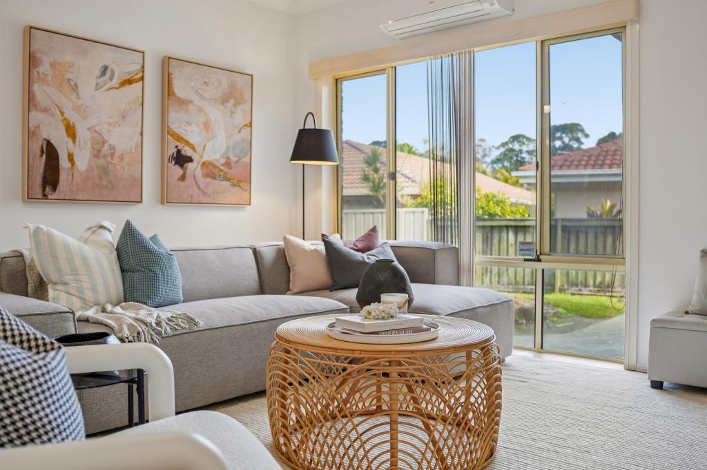 8 Fernleigh Ave, Korora, NSW 2450