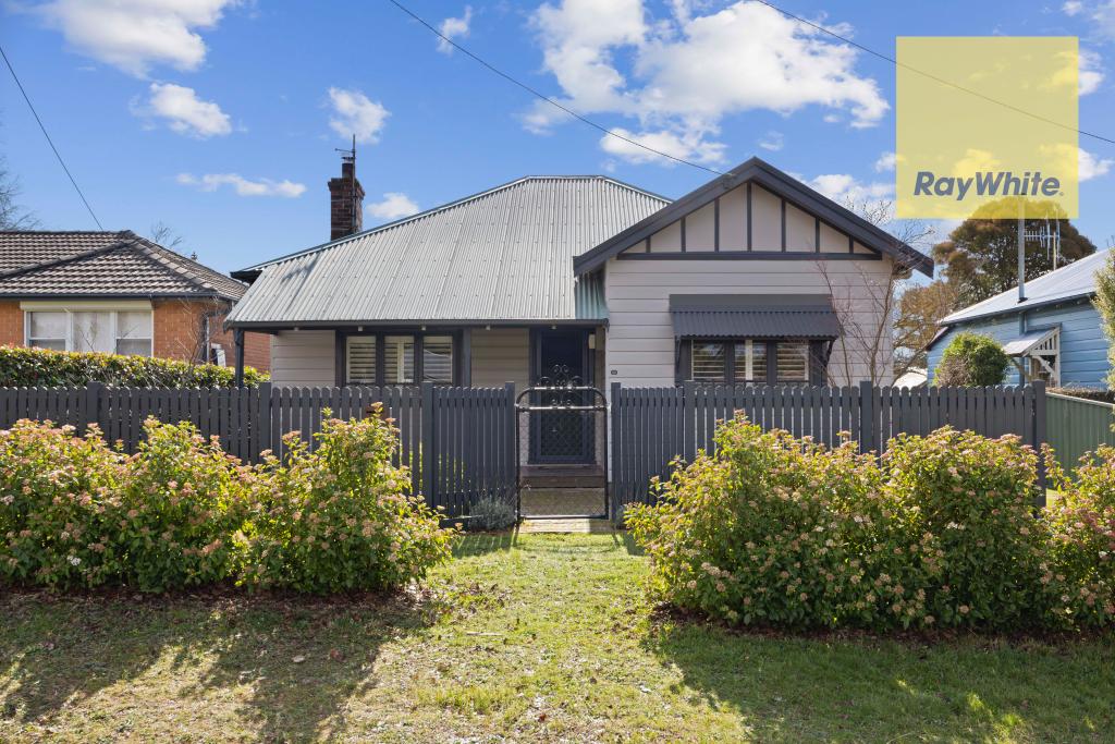 62 Wade St, Crookwell, NSW 2583