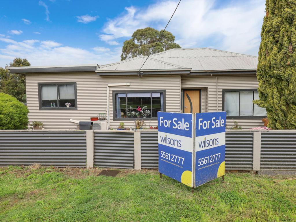 45 SHAW ST, MORTLAKE, VIC 3272