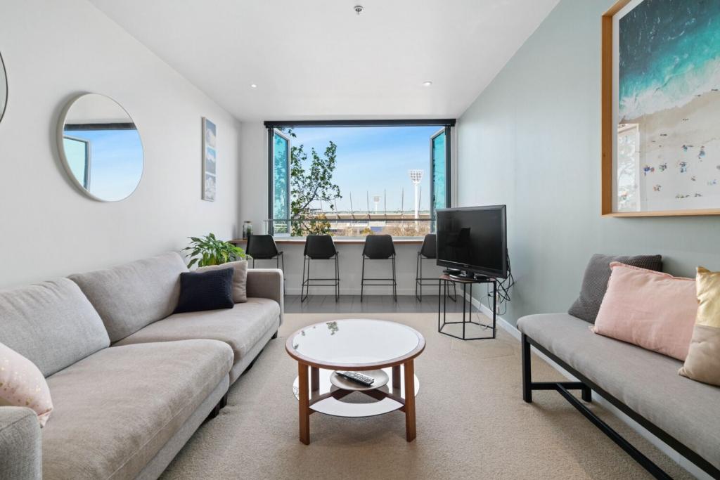 303/166 Wellington Pde, East Melbourne, VIC 3002