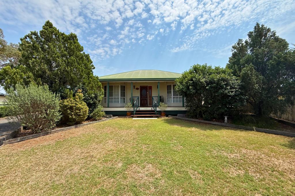 10 Azalea Ct, Dalby, QLD 4405