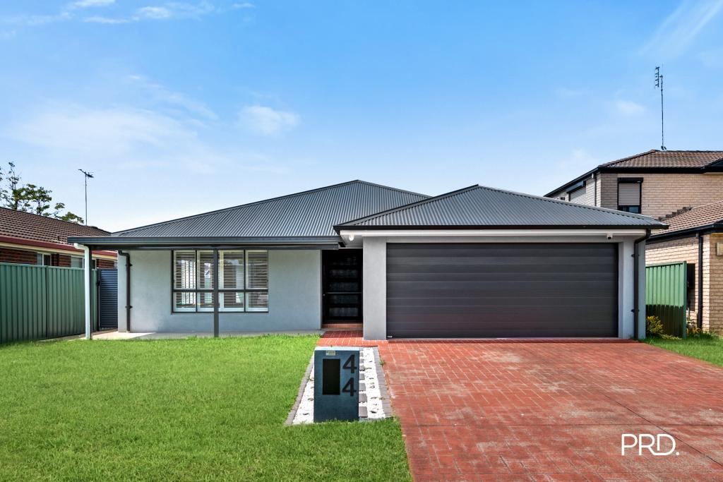 44 Monarch Cct, Glenmore Park, NSW 2745
