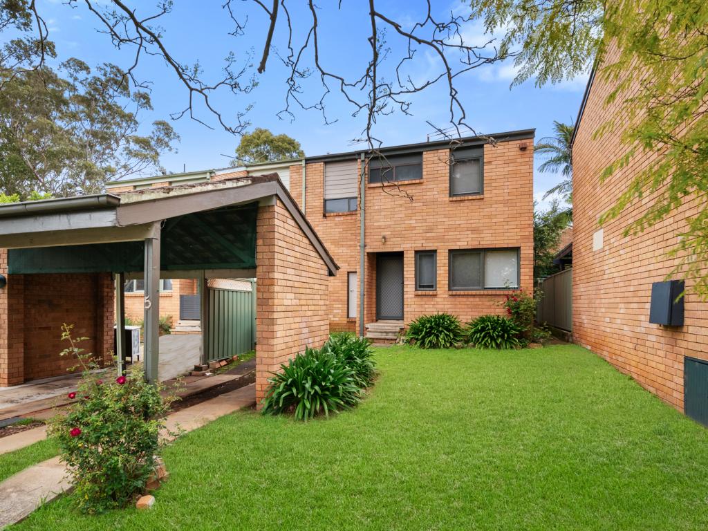 5 Airdsley Lane, Bradbury, NSW 2560