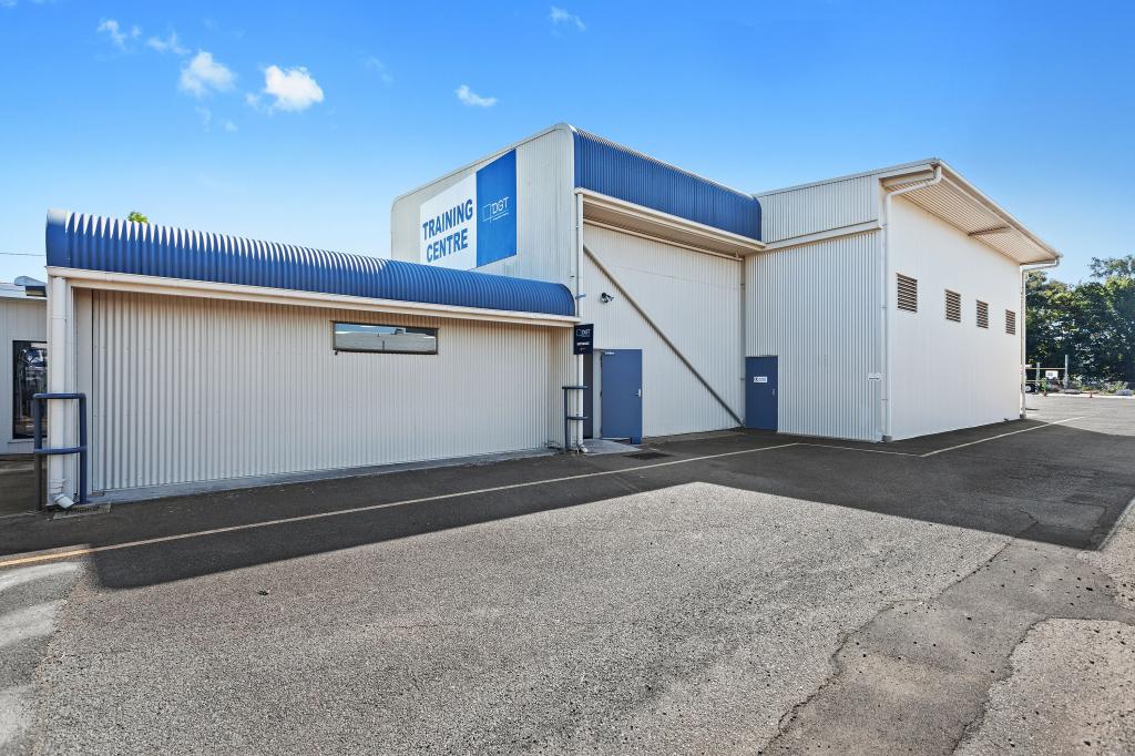 Tenancy 2/56 Duhig St, Harristown, QLD 4350