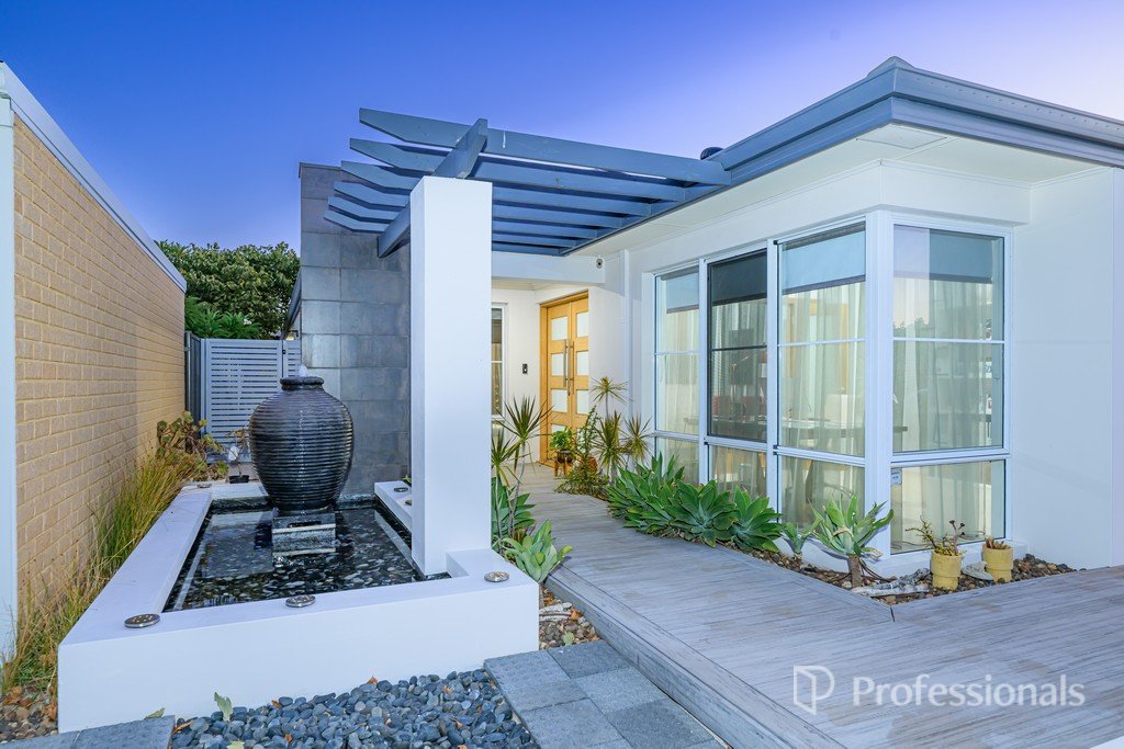 31 Safford Ave, Aveley, WA 6069